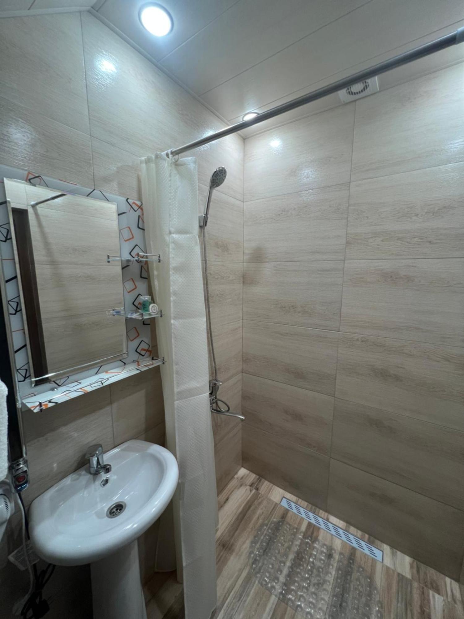 Maru House Hotell Dilijan Exteriör bild